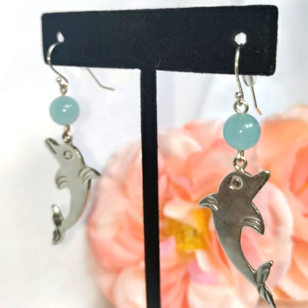 Cutie boho Sterling silver dolphin earrings. - Picture 6 of 6